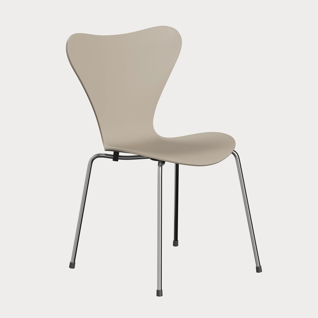 Fritz Hansen - Serie 7 Chair, Chrome / Natural Maple