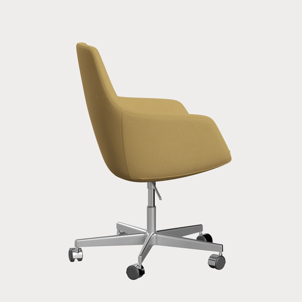 Little Giraffe™ Chair - 3211R, removable cover - Fritz Hansen