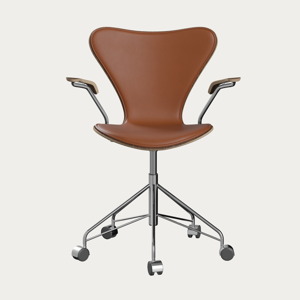 Chairs - Premium chairs of the highest quality - Fritz Hansen