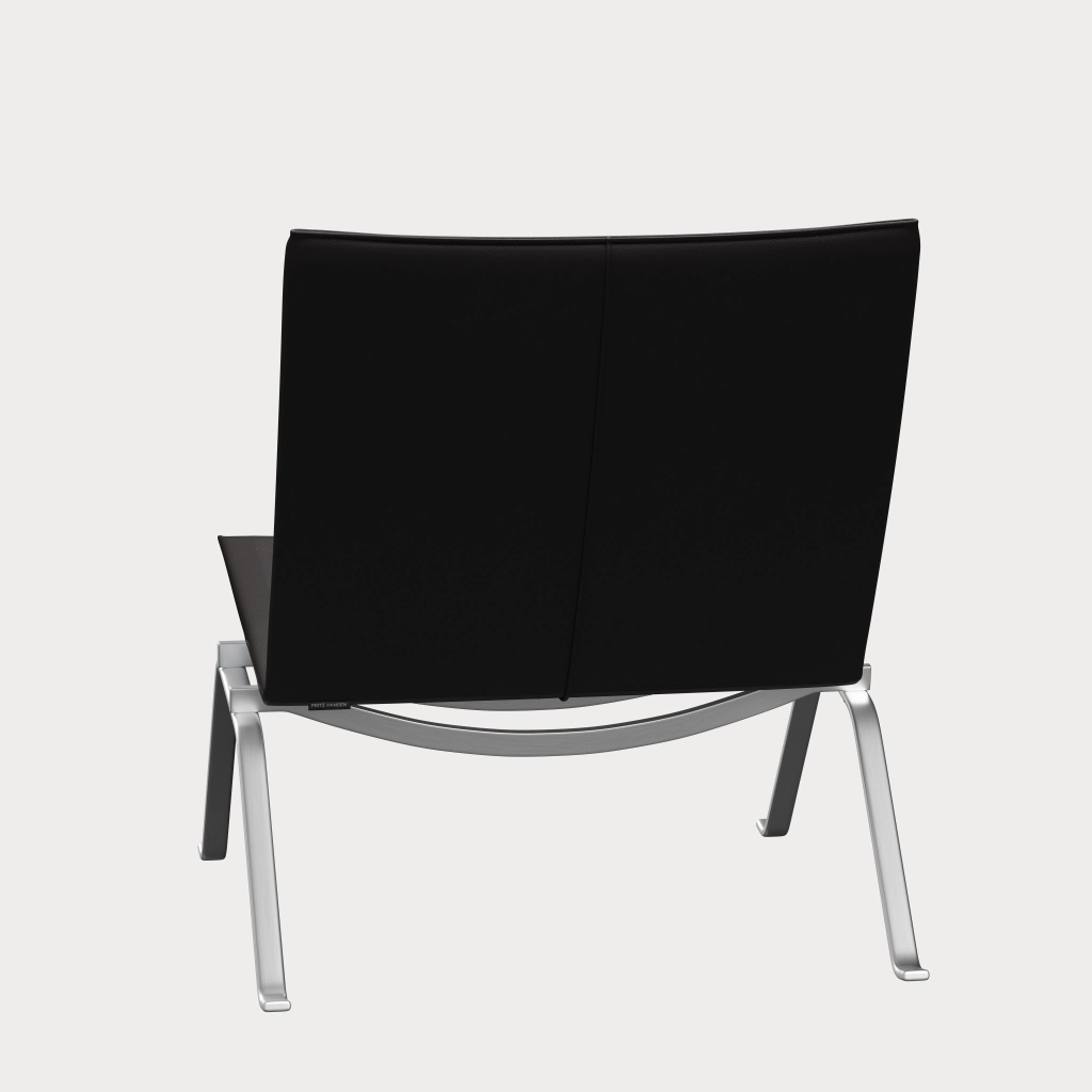 PK22™ chair in leather designed by Poul Kjærholm - Fritz Hansen