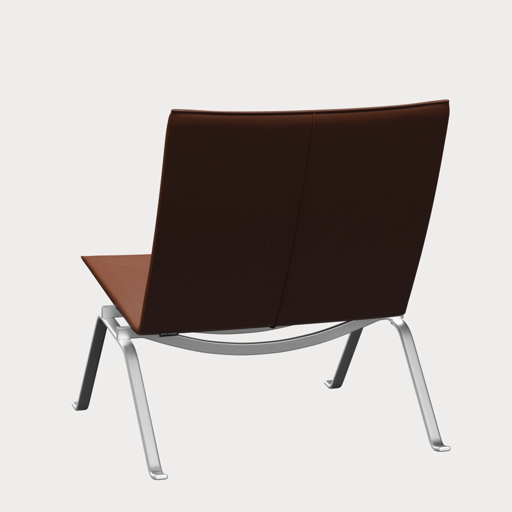 PK22™ chair in leather designed by Poul Kjærholm - Fritz Hansen