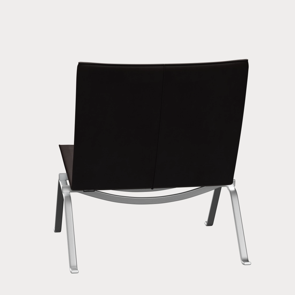 PK22™ chair in leather designed by Poul Kjærholm - Fritz Hansen