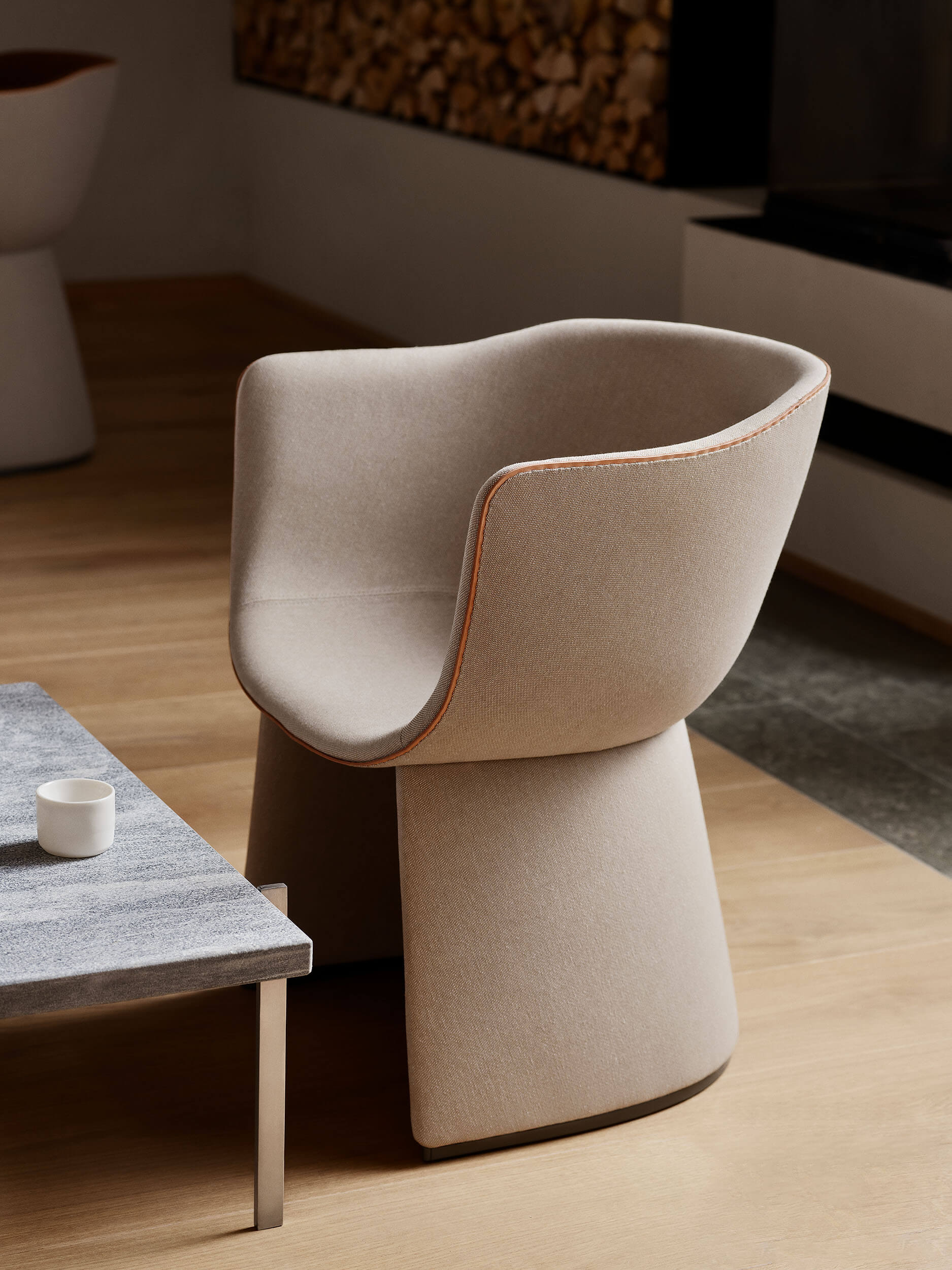 Monolit chair